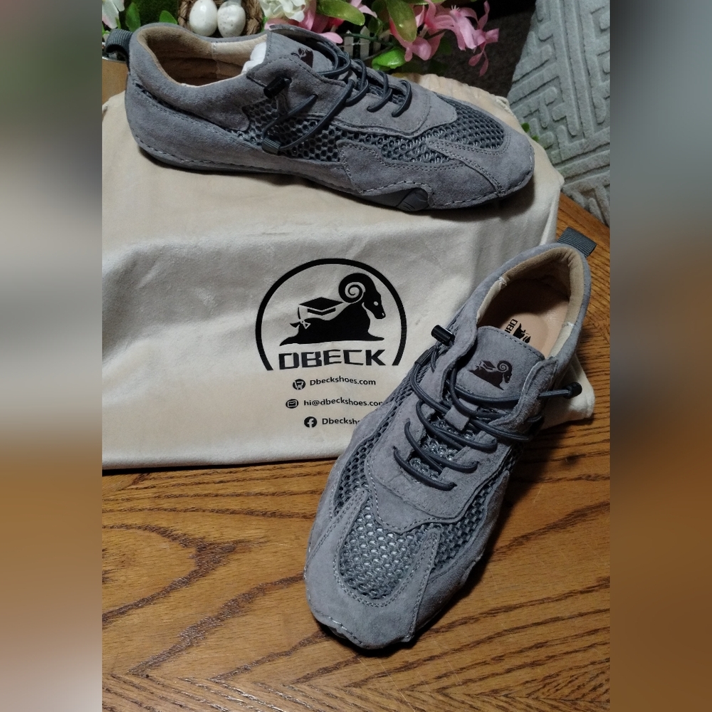 Women's Size 39/ Size 8, DBECK Leather Fashion Walking Shoes (New In Bag)
